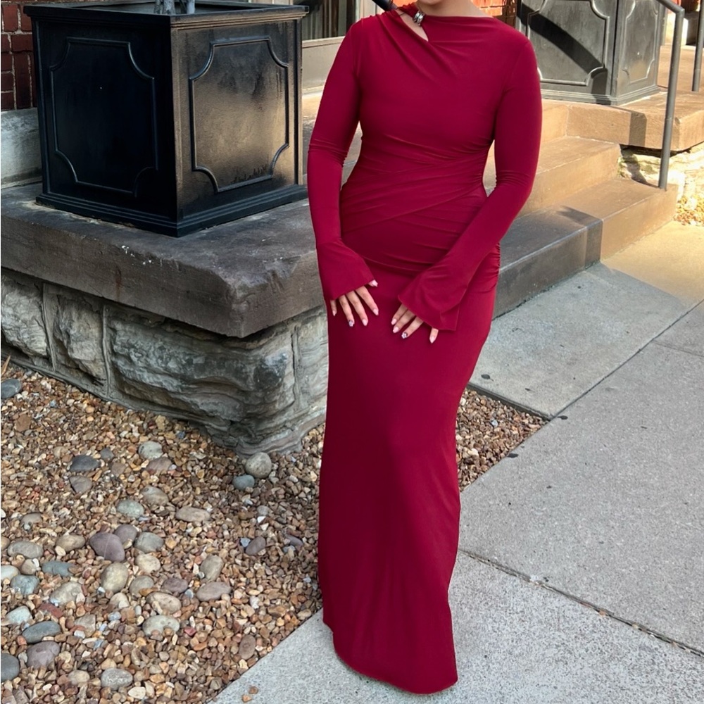 Chic Long Sleeve Burgundy Dress